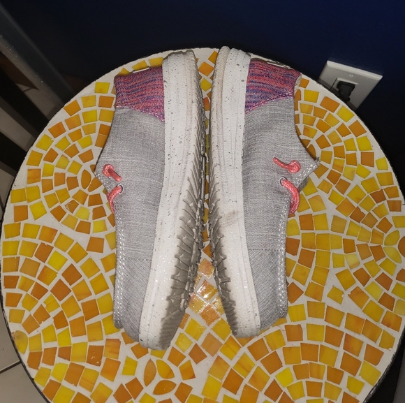 Hey Dudes Kids - Picture 2 of 3